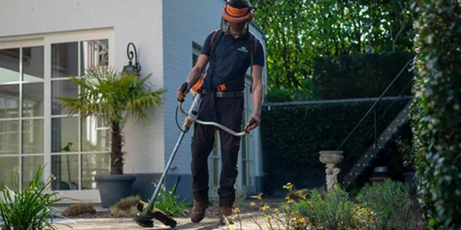 Be precise on grass cutting Be precise on grass cutting